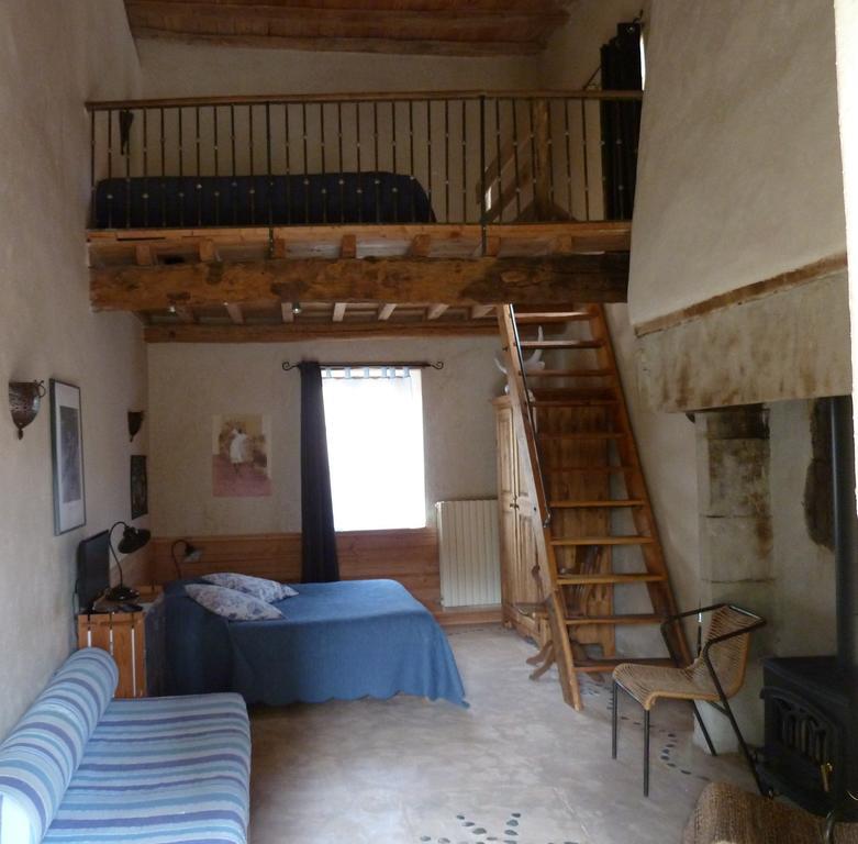 Bed and Breakfast Le Vieux Velo Chaptuzat Номер фото