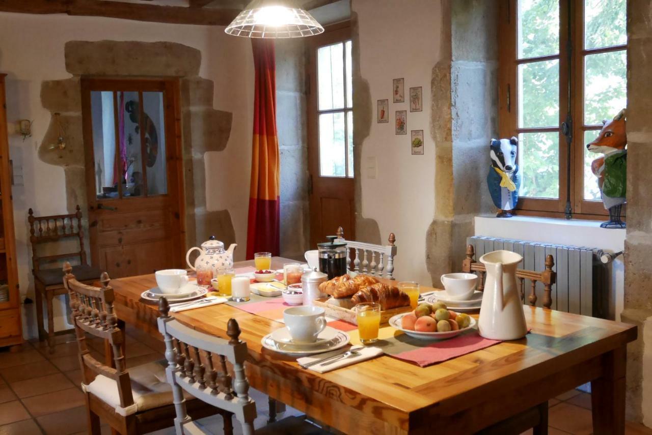 Bed and Breakfast Le Vieux Velo Chaptuzat Экстерьер фото